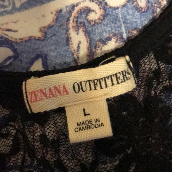 Black Lace Crop Top - Picture 4 of 7